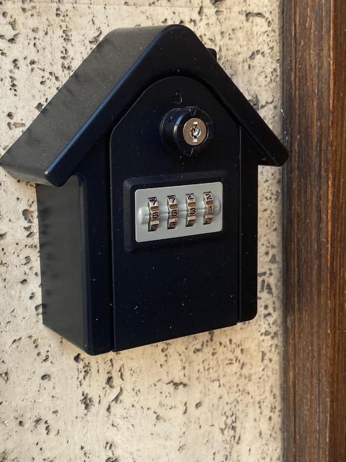 Casa Celeste, Bilocale Nel Pieno Centro Di Alassio Exterior foto